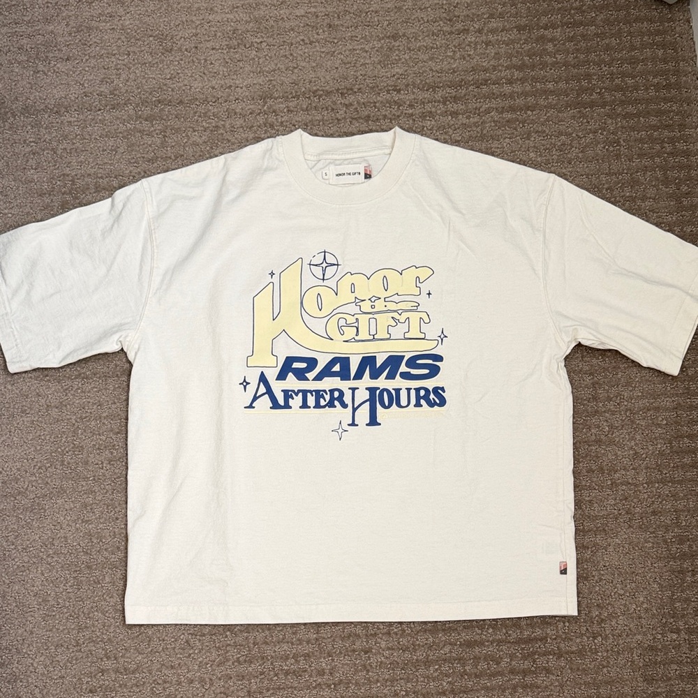 Women’s LA Rams Oversized Honor the Gift Cropped Tee